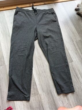 LOFT Charcoal Gray Cropped Knit Pants